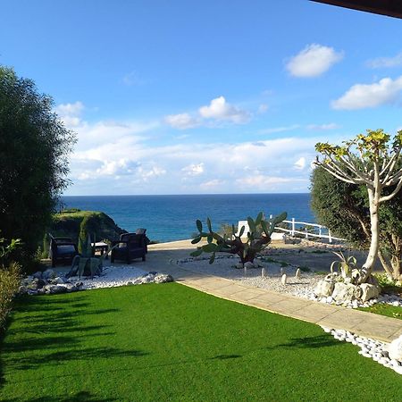 Boutique Seafront Apartment Agios Amvrosios  Экстерьер фото